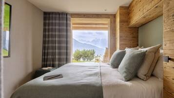 Fer et planche Ă repasser, accĂšs Internet, draps fournis