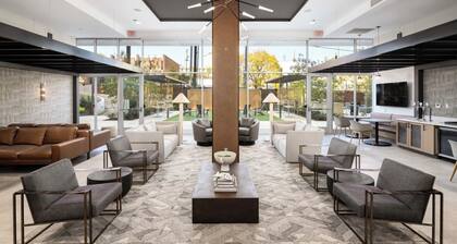 Modern Studio - Fast WiFi - Near Downtown & UAB