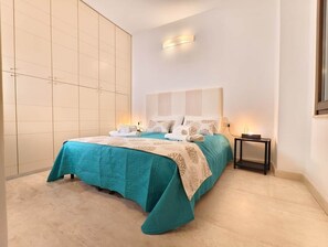 1 bedroom, free WiFi, bed sheets - Oidu - Cagliari Suites 2 (Cagliari)