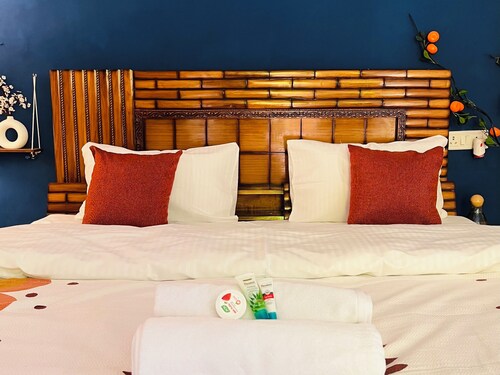 TBS Ghar: Cozy Studio Apartment Near Kashi Vishwanath