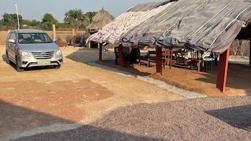 Ubetjent parkering (inkludert)