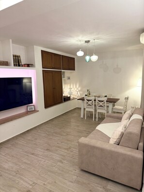 TV