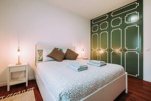 2 bedrooms, iron/ironing board, travel cot, free WiFi