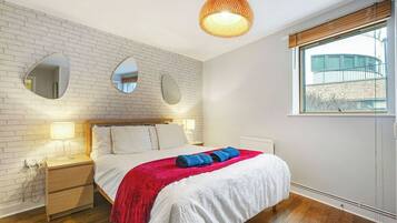 1 chambre, fer et planche à repasser, Wi-Fi gratuit, draps fournis