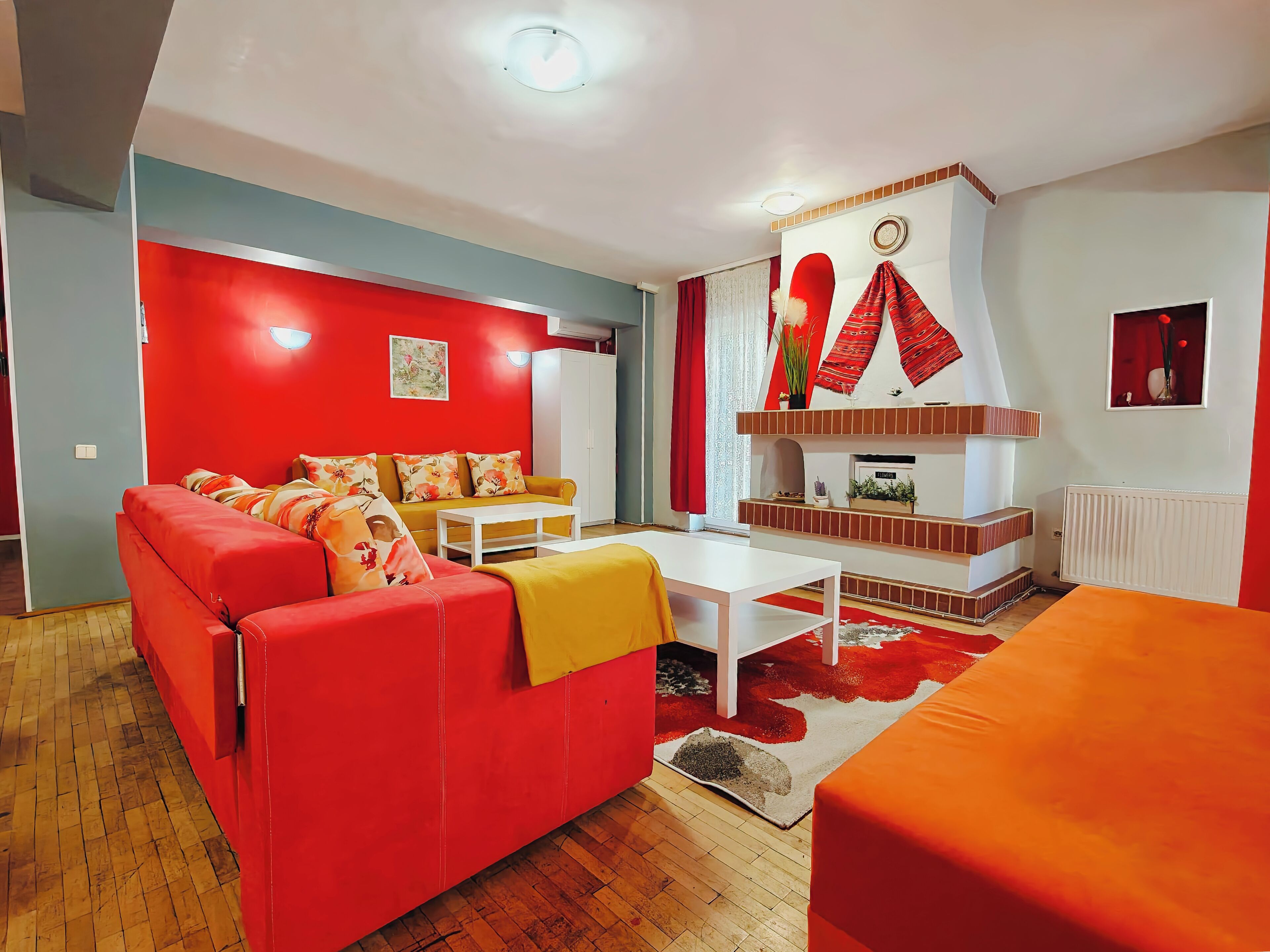 Televisión LED de 55 pulgadas con canales digitales