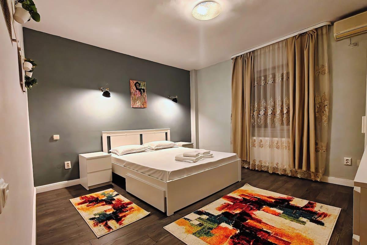 Premium bedding, down duvets, individually decorated