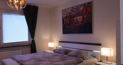 Gemütliche moderne Wohnung nahe Universität und Rheinmetall mit Parkplatz