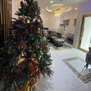 Interior detail - Tazu Luxury Hotel and Suites (Lafia)