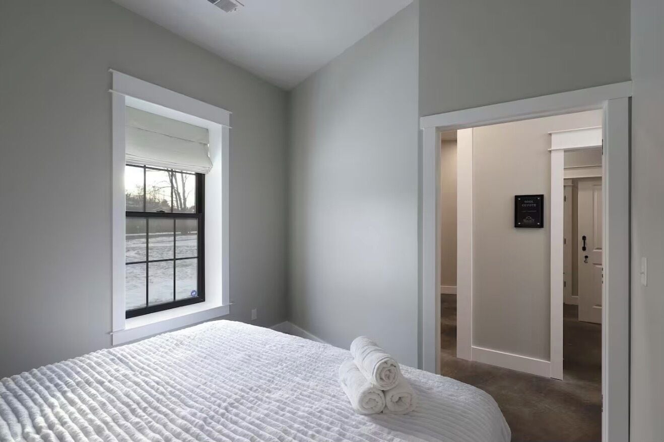 6 bedrooms, iron/ironing board, travel crib, free WiFi