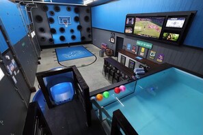 Indoor pool, a heated pool - Barnapalooza! Indoor Glass Pool/Slide, Wiffleball, BBall, Football, Sleeps 20-30 (Big Rapids)