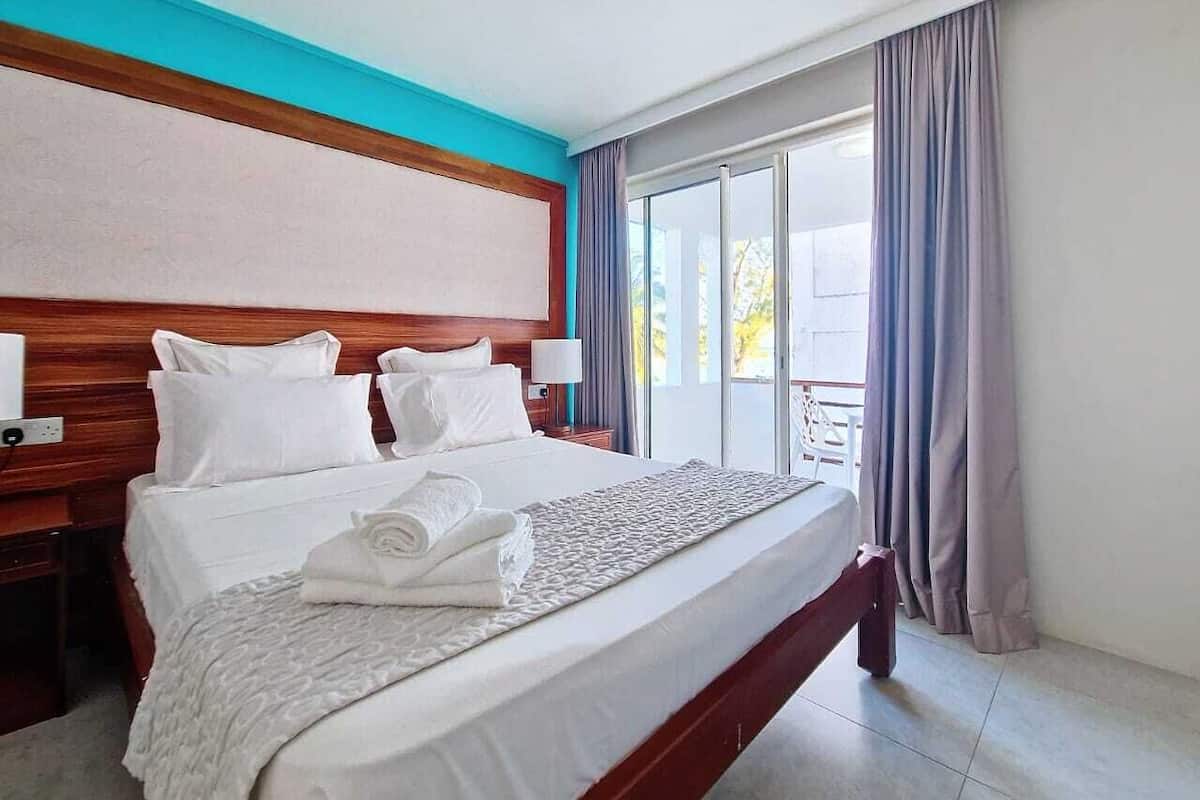 Apartament Comfort, balcó, vistes al mar | Caixa forta a l'habitació, cortines opaques i wifi gratuïta