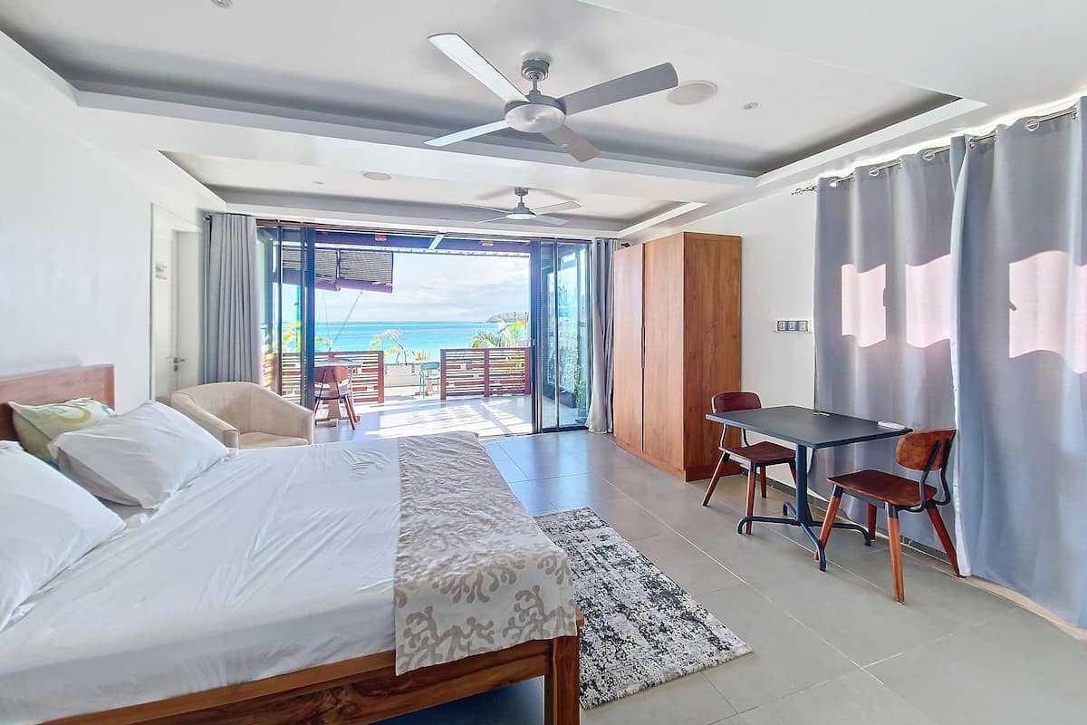 Caixa forta a l'habitació, cortines opaques i wifi gratuïta