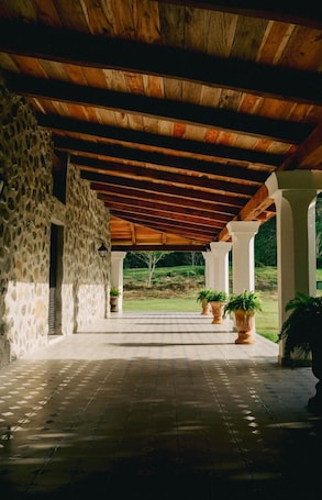Terrace/patio. Hotel Boutique El Rosario