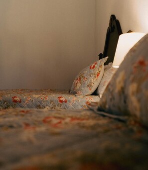 Habitació doble Deluxe, vistes al jardí | Espai de treball apte per a portàtils i wifi gratuïta 