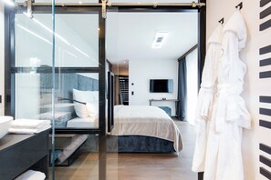 Accès Internet, draps fournis