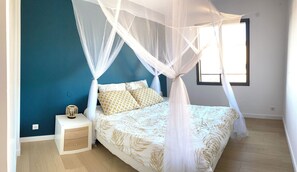 مكواة/لوح كي وواي فاي وملاءات أسرّة