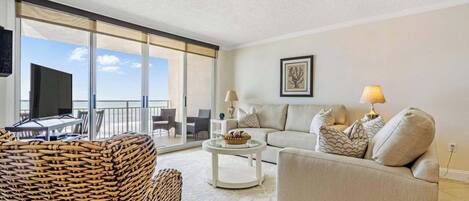 Smart TV, DVD player, livros