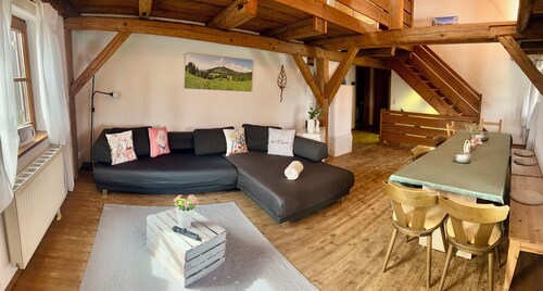 Idyllic country house for 12 people & kids/babies