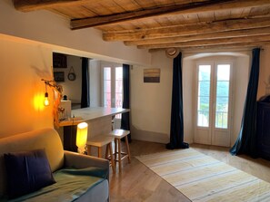 Living area - Cosy apartment for 2 people (Barrettali)