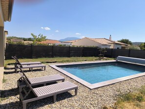 Outdoor pool - Modern villa of 110 m2 fully air-conditioned with private pool (Vaison-la-Romaine)