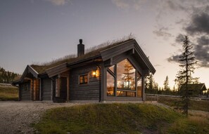 Exterior - Skjønnhet Cottage – Luxury Chalet next to ski slopes (Ringebu)