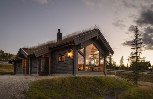 Skjønnhet Cottage – Luxury Chalet next to ski slopes