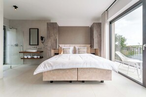 4 bedrooms, desk, iron/ironing board, free WiFi - Villa Vegt - Luxury villa close to Porec (Labinci)