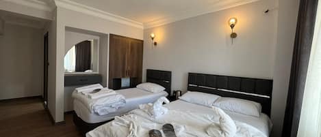 Family Room | Free WiFi