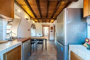Penthouse, City View | Private kitchen | Electric kettle - Grottini Charme Penthouse (Rome)