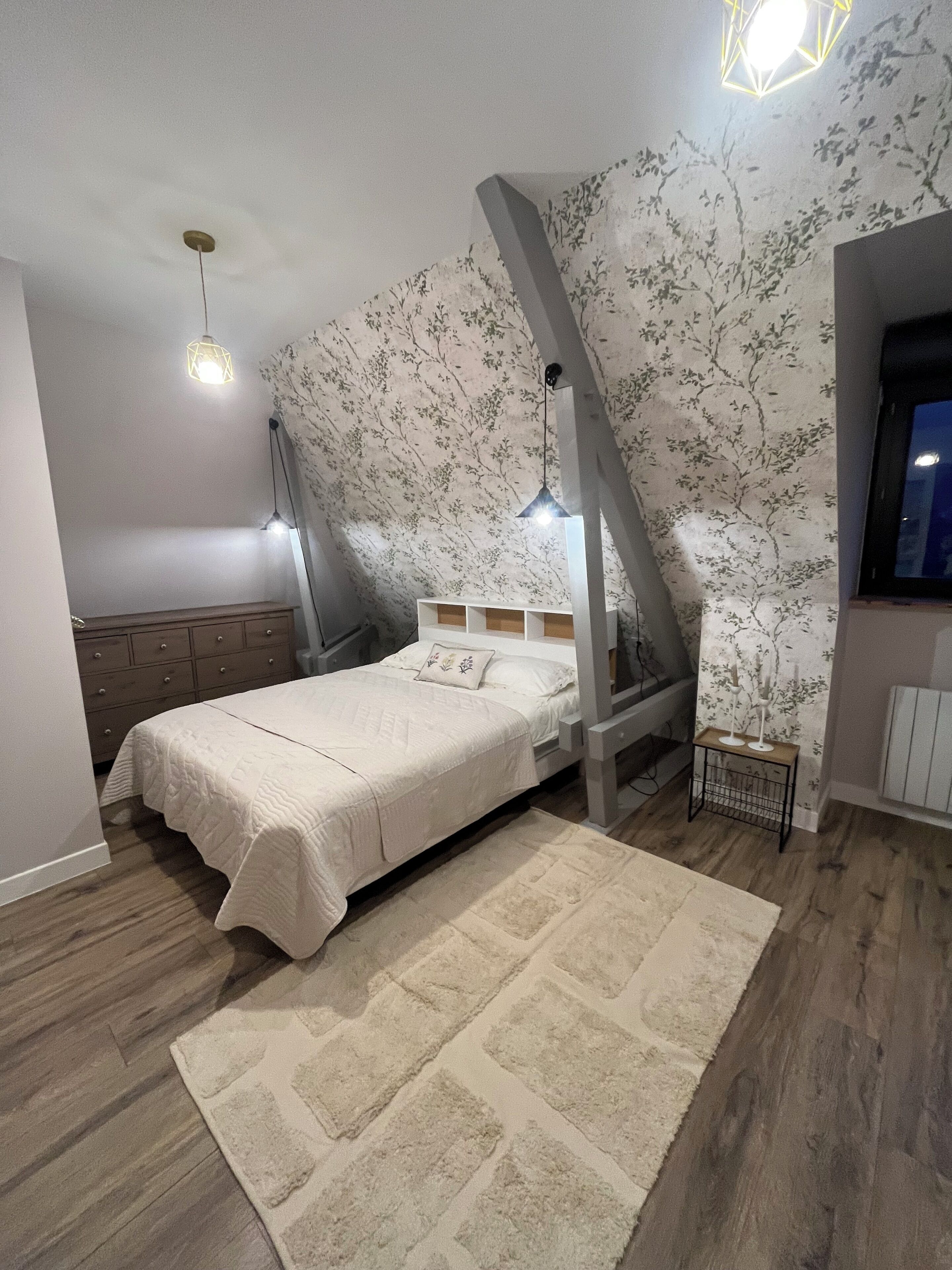 3 Schlafzimmer, Schreibtisch, Bügeleisen/Bügelbrett, Reisekinderbett