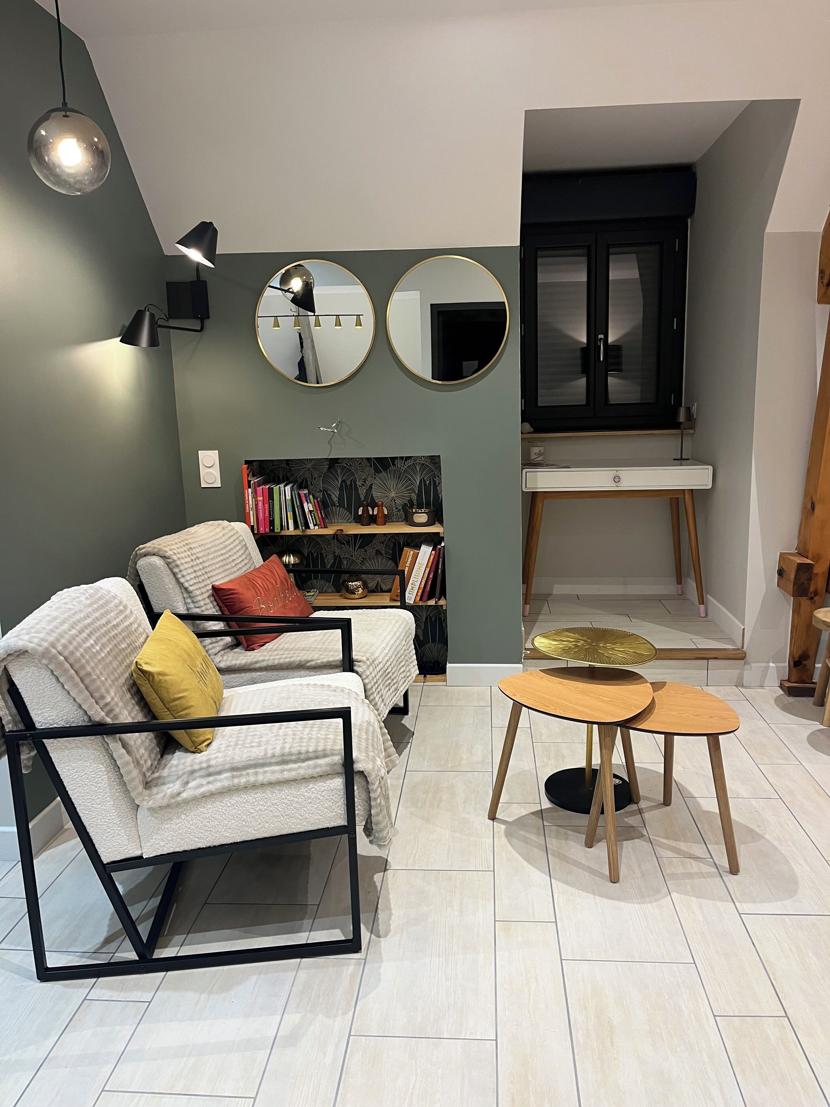 Una Smart TV, libros