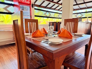 Restaurant - Infinity Nature Resort (Sella Kataragama, Kataragama,)
