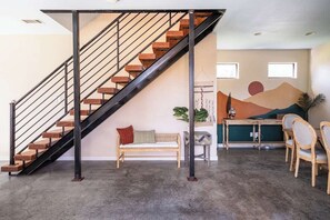 Interior - Gorgeous Retreat in East ATX; 5 mins to downtown! (Austin)