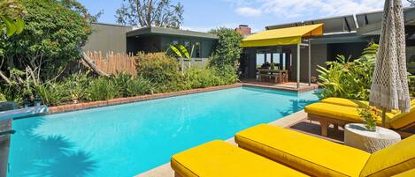 Piscine extérieure, piscine chauffée