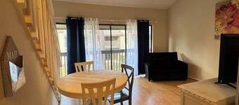 Serene Lake Conroe Escape, Pool & Golf Views