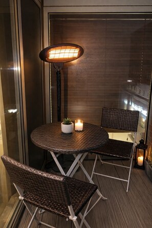 Dining - Stylish 1-Bed Apartment in Clapham Old-Town SW4 (London)