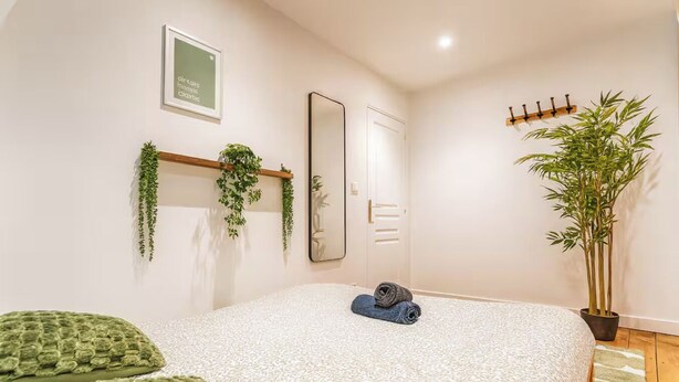 Unclassified image, 1 of 21, button - Large house ideal for groups or families! 13 people near Lille (Ronchin)