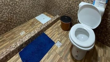 淋浴設備、免費盥洗用品、肥皂、洗髮精