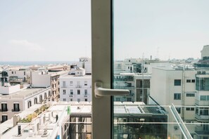 Interior - [Bari Central Suite] Central Apartment - Seaview (Bari)