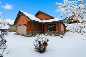 House Exterior in Winter - 3BR Mountain Condo | Pool, Hot Tub & Gym (Eden)