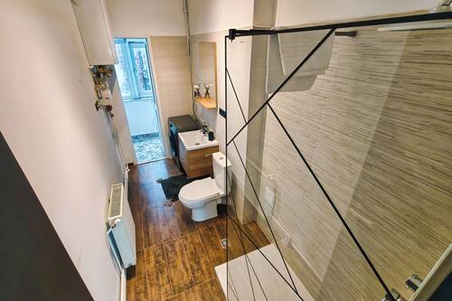 Deluxe studio, balkon, uitzicht op de stad | Badkamer