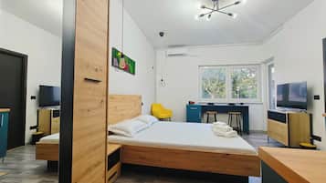 Blackout curtains, iron/ironing board, free WiFi