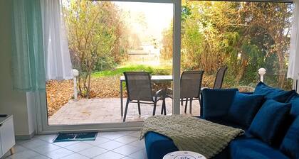 Your time-out in Grünheide: Holiday home - Anchorage on Lake Werlsee with jetty and sauna