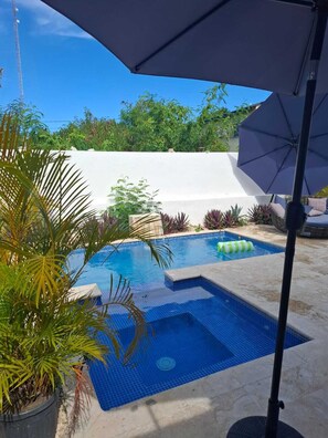 Pool - Charming 3-bedroom villa with AC in Punta Cana (Punta Cana)