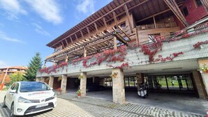 Exterior - 3 bedroom Penthouse only 700 meters from Ski Lift (Bansko)
