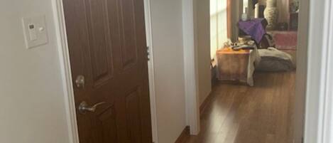 Planxa i posts de planxar, Internet i roba de llit