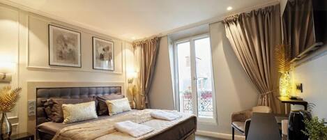 Appartement Deluxe, 1 grand lit | Coffre-fort, accĂšs au Wi-Fi (inclus)