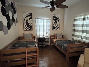 1 chambre, Wi-Fi, draps fournis