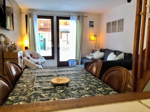 Chalet mitoyen 6 personnes. SERRE CHE