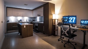 Mikrovågsugn, ugn, spishäll och diskmaskin